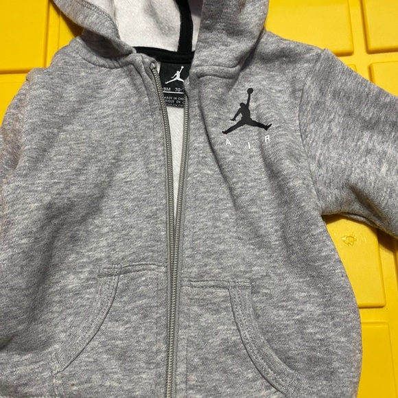 Baby Jordan Jacket - Picture 2 of 8